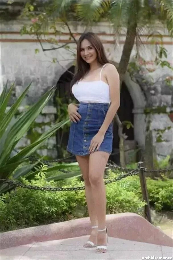 Alex Profile image 3