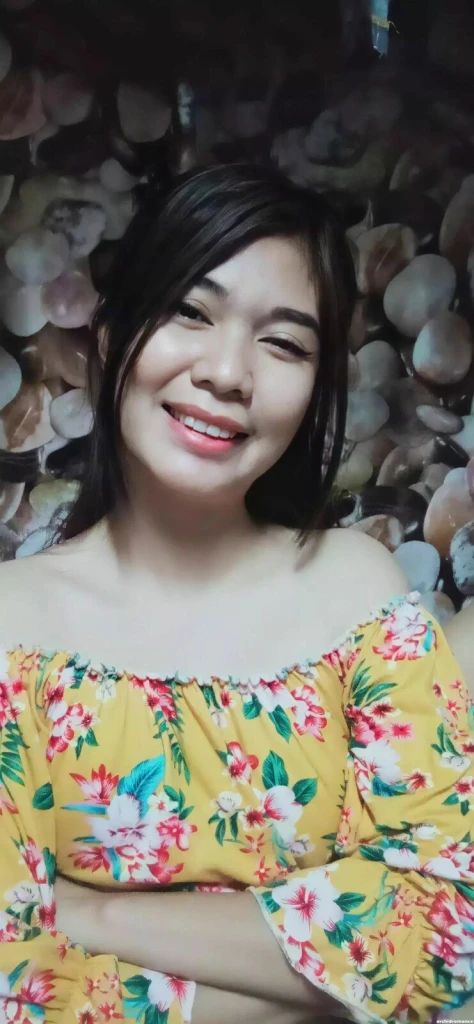 Angelica Profile image 2