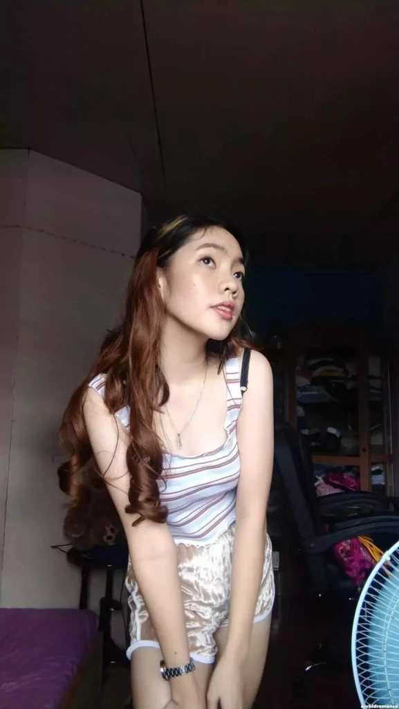 Ferlynne Profile image 3